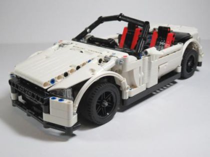 MOC-3690 RC Sports Car by Chade