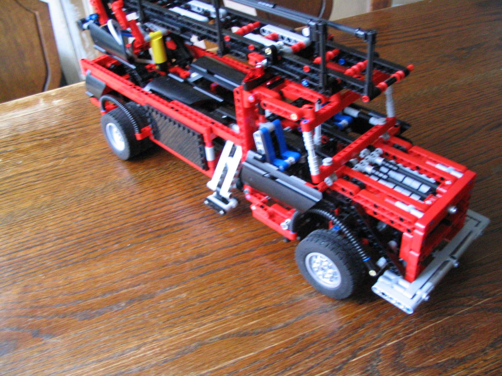 Alter-8285FireTruck by ErikLeppen